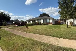 8133 Cavalier Cir, Dallas, TX 75227 - Photo 3