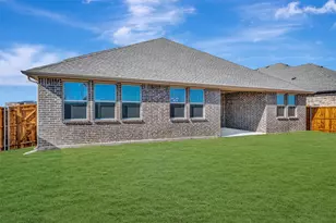 1014 Butterfly Ln, Justin, TX 76247 - Photo 29