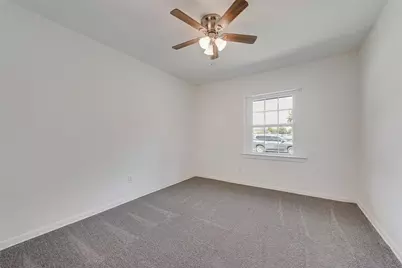 1309 Sycamore Street, Waxahachie, TX 75165 - Photo 17