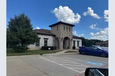 207 E Debbie Lane, Mansfield, TX 76063 - Photo 5