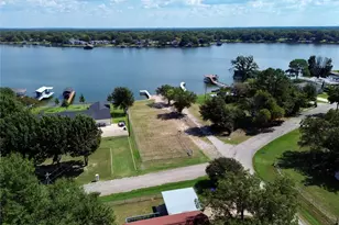 704 Legendary Ln, Gun Barrel City, TX 75156 - Photo 33