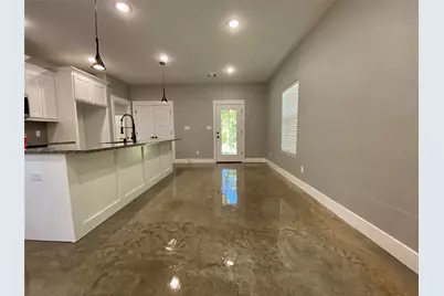 114 W Walker Street, Denison, TX 75021 - Photo 7