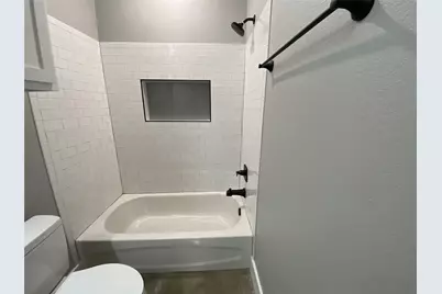 114 W Walker Street, Denison, TX 75021 - Photo 17