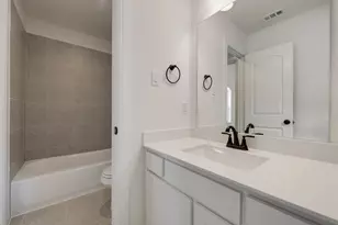 2428 Bussey Dr, Irving, TX 75062 - Photo 19