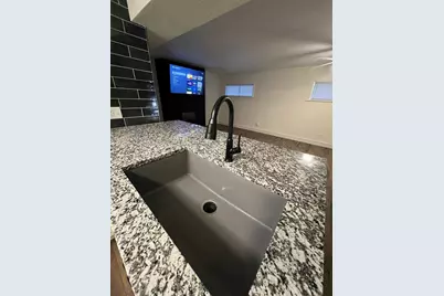 140 Doe Run Road, Gun Barrel City, TX 75156 - Photo 9