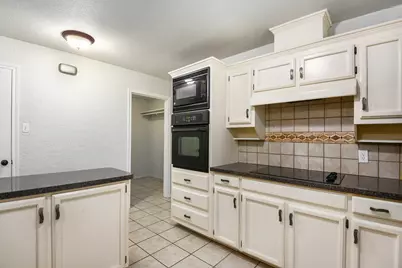 3516 Lawndale Avenue, Fort Worth, TX 76133 - Photo 7