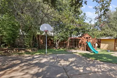 4400 Summercrest Court, Fort Worth, TX 76109 - Photo 25