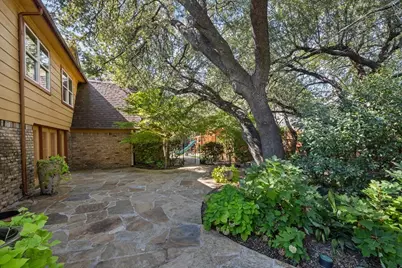 4400 Summercrest Court, Fort Worth, TX 76109 - Photo 29