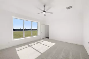 109 Grey Wolf Ct, Godley, TX 76044 - Photo 9