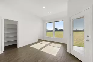 109 Grey Wolf Ct, Godley, TX 76044 - Photo 7