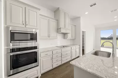 109 Grey Wolf Court, Godley, TX 76044 - Photo 5