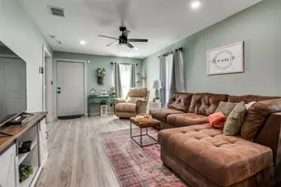 2535 Ghent St, Dallas, TX 75215 - Photo 3