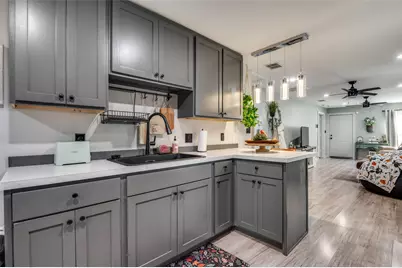 2535 Ghent Street, Dallas, TX 75215 - Photo 9