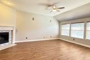 1308 Webb Ferrell Rd S, Arlington, TX 76002 - Photo 17