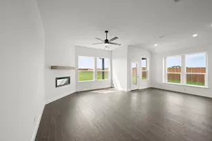 121 Grey Wolf Ct, Godley, TX 76044 - Photo 9