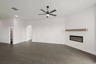 121 Grey Wolf Ct, Godley, TX 76044 - Photo 11