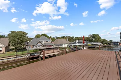 111 Saint Annes Drive, Mabank, TX 75156 - Photo 33