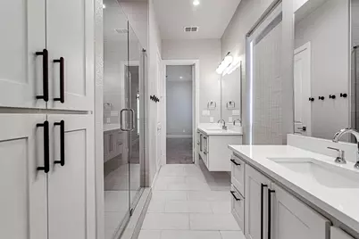 123 Garden Court E, Arlington, TX 76013 - Photo 1