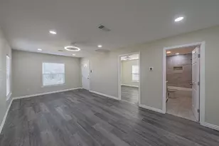 2820 Forest Ave, Fort Worth, TX 76112 - Photo 13