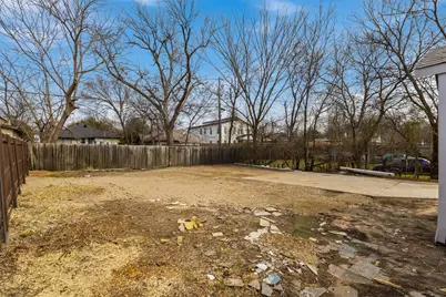 704 S Beacon Street, Dallas, TX 75223 - Photo 25