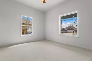 704 S Beacon St, Dallas, TX 75223 - Photo 17