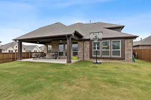 900 Superbloom Ave, Justin, TX 76247 - Photo 31