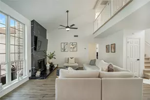 1400 Middleton Dr, Cedar Hill, TX 75104 - Photo 9