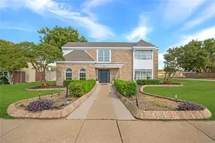 1400 Middleton Dr, Cedar Hill, TX 75104 - Photo 3