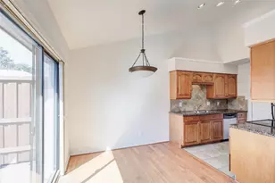 5640 Cedar Creek Dr, Benbrook, TX 76109 - Photo 5