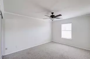 5640 Cedar Creek Dr, Benbrook, TX 76109 - Photo 17