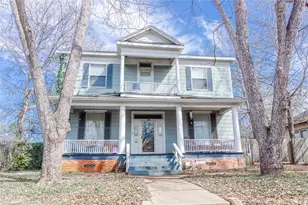 710 S Magnolia St, Palestine, TX 75801 - Photo 1