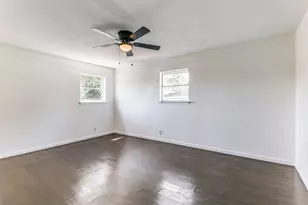 933 Charleston Ct, Bedford, TX 76022 - Photo 15