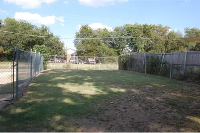 1808 Western Park Drive, Dallas, TX 75211 - Photo 19