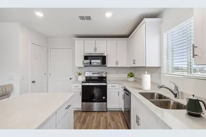 2439 Carlow Lane, Princeton, TX 75407 - Photo 5