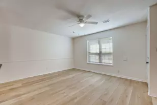 1721 W Walker St, Denison, TX 75020 - Photo 7