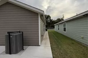 311 SW 14th Ave, Mineral Wells, TX 76067 - Photo 23