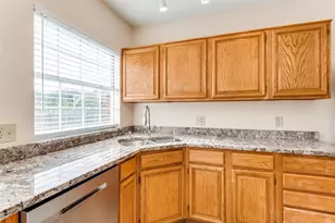 5317 Signal Peak Dr, Arlington, TX 76017 - Photo 11