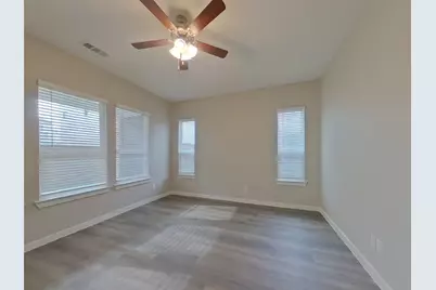 718 Lacewing Drive, Arlington, TX 76005 - Photo 3