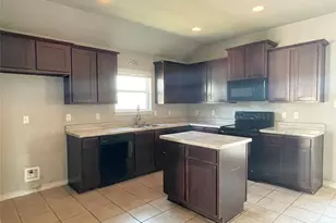 2525 Elk Creek St, Temple, TX 76504 - Photo 9