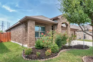 6925 Tide Ln, Fort Worth, TX 76179 - Photo 3