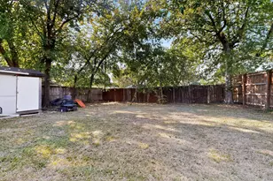 1029 S Bryan St, Mesquite, TX 75149 - Photo 35