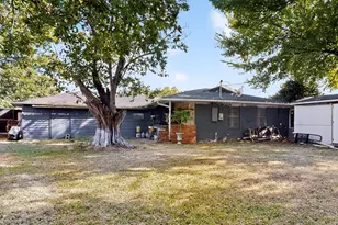 1029 S Bryan St, Mesquite, TX 75149 - Photo 37