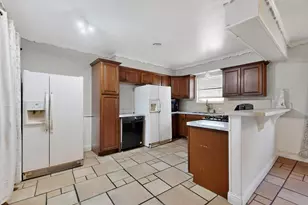 1029 S Bryan St, Mesquite, TX 75149 - Photo 9