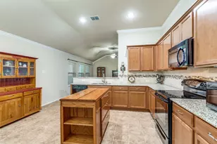 701 Kiowa Dr, McKinney, TX 75071 - Photo 11