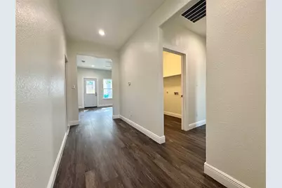 2010 Nantucket Village Drive, Dallas, TX 75217 - Photo 3