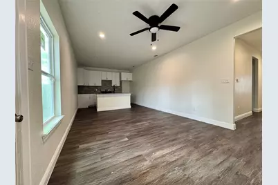 2010 Nantucket Village Drive, Dallas, TX 75217 - Photo 11