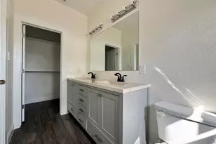 2010 Nantucket Village Dr, Dallas, TX 75217 - Photo 17