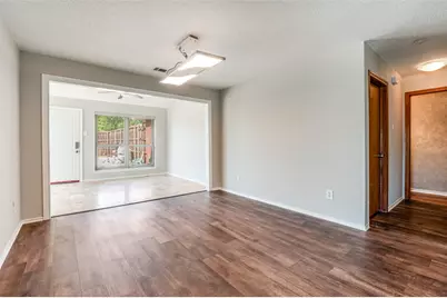 3801 Silver Maple Drive, Carrollton, TX 75007 - Photo 13