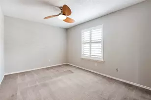 3801 Silver Maple Dr, Carrollton, TX 75007 - Photo 19