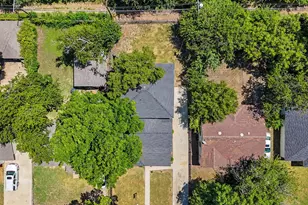 2438 Lea Crest Dr, Dallas, TX 75216 - Photo 31